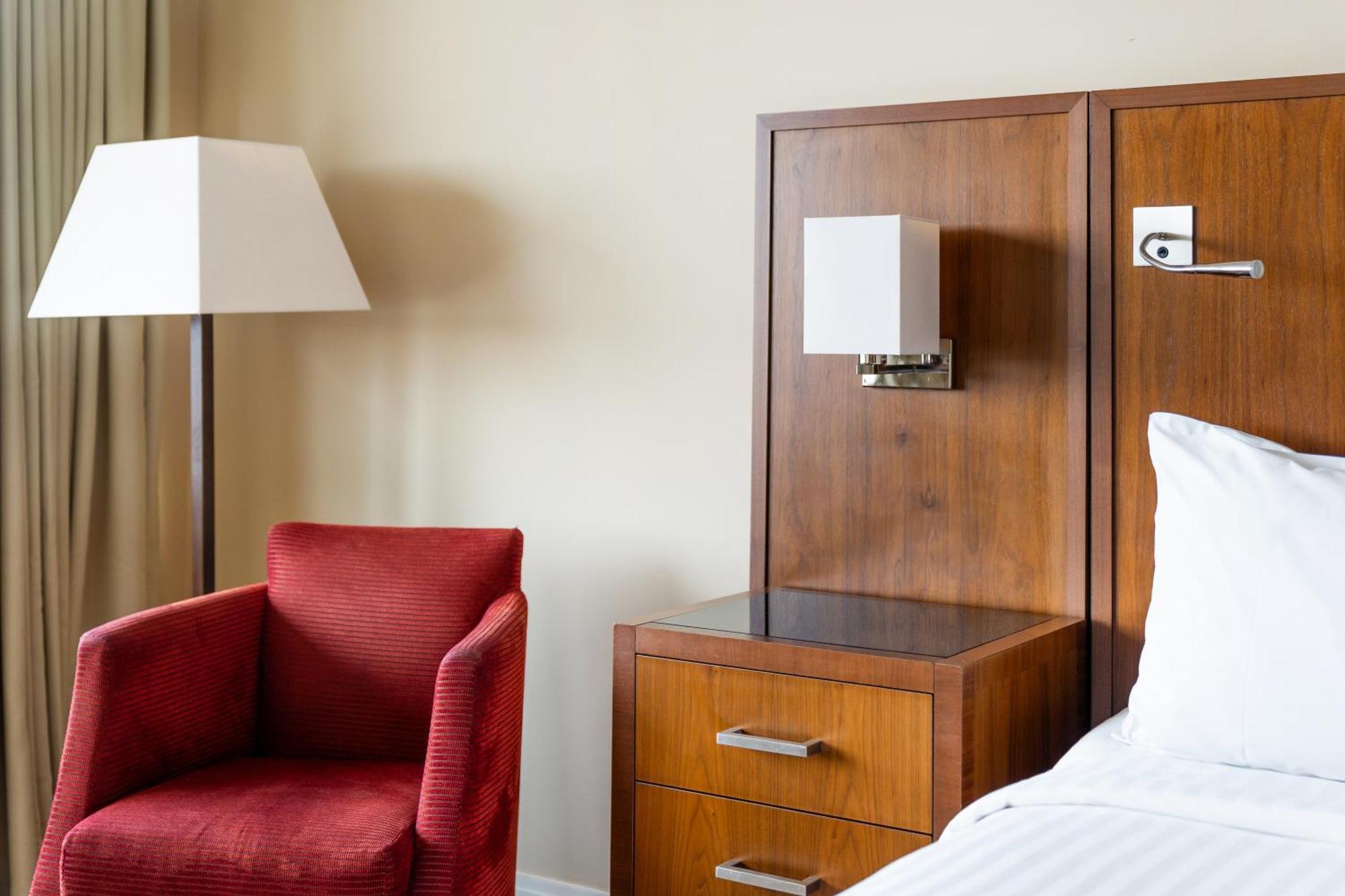 London Twickenham Stadium Hotel, A Member Of Radisson Individuals Екстер'єр фото