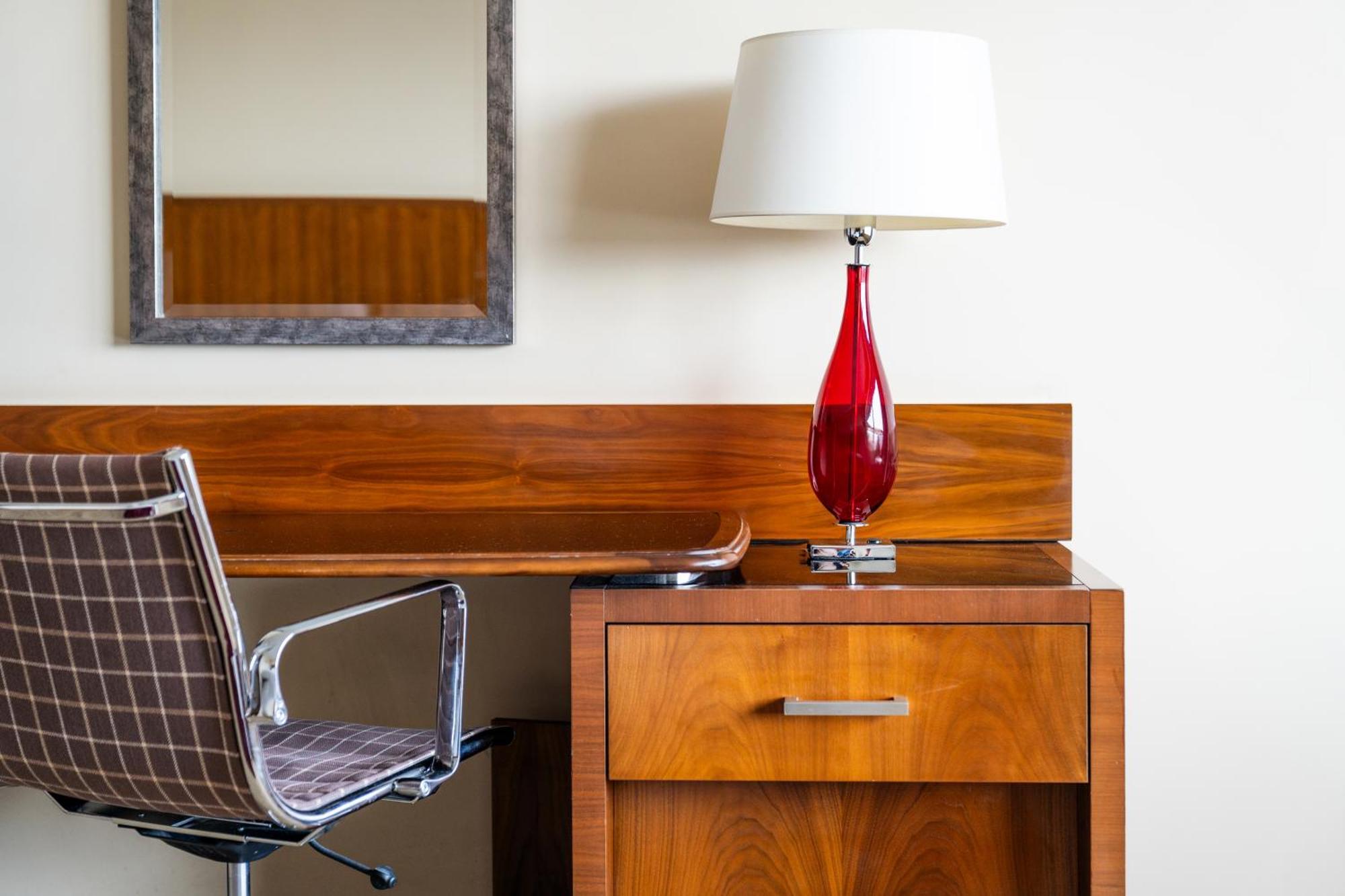 London Twickenham Stadium Hotel, A Member Of Radisson Individuals Екстер'єр фото