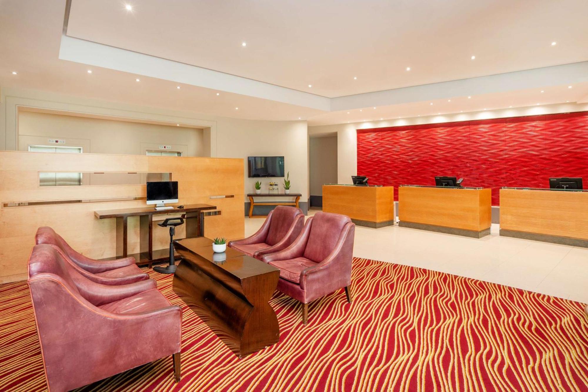 London Twickenham Stadium Hotel, A Member Of Radisson Individuals Екстер'єр фото